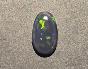 2.3ct Black Opal