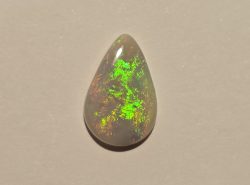 1.8ct Dark Opal