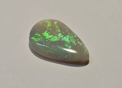 1.8ct Dark Opal