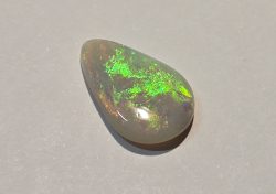 1.8ct Dark Opal