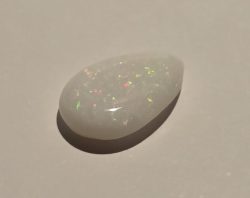 2.1ct White Opal